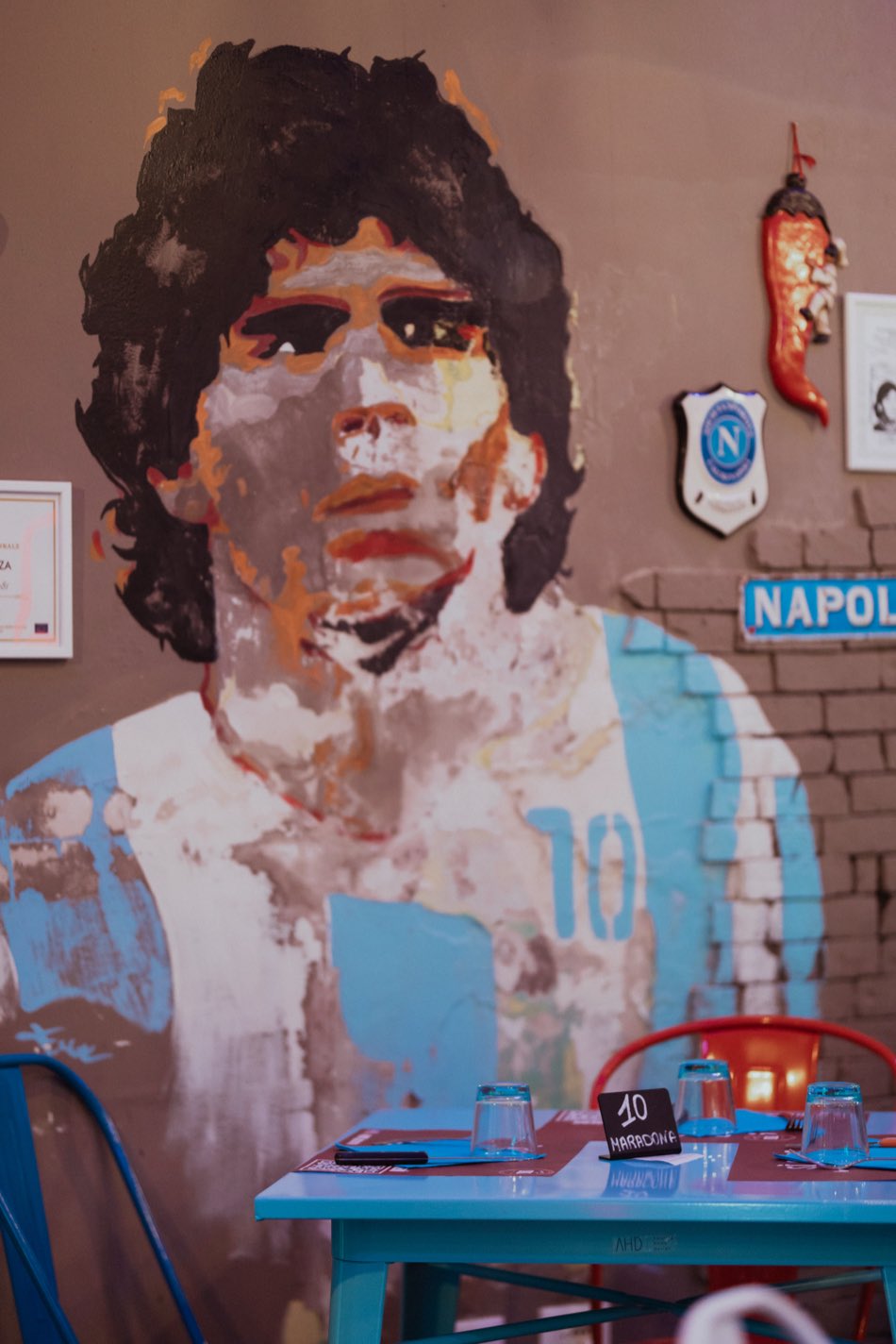 Il murale dedicato a Maradona